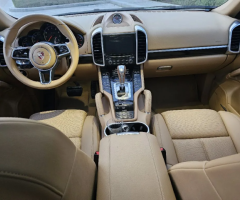 2017 Porsche Cayenne GTS Full Options