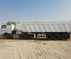 تريلا قلاب فولفو 2007 مع صندوق ثري إكس 2017 – بحالة جيدة