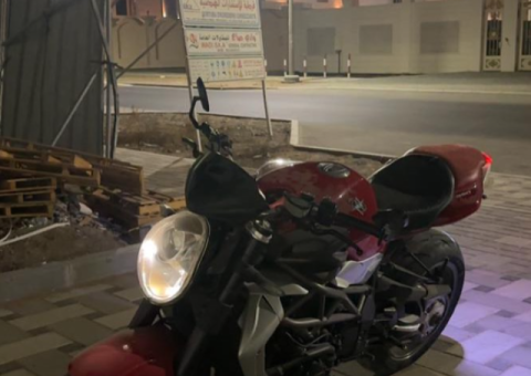 MV Agusta Brutale 990R – 2010 Model - 2/2