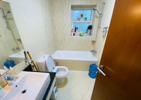 Resale 3BR + Maid Apartment – Ajman One Towers - 3/4