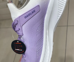 Brand New OAKLAN Shoes – Size 39 EU, White & Purple