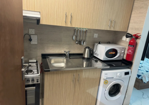 Fully Furnished Studio Apartment – Al Yasmeen Towers - 1/6