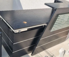 Used Office Desk – Good Condition, AED 200