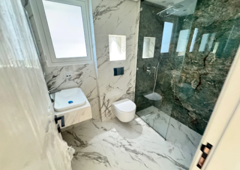 BHK Apartment for Resale – Gold Crest Tower D - 4/5