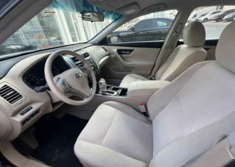 2013 Nissan Altima - Clean, No Issues - 2/5