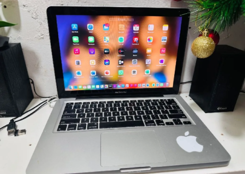 MacBook Pro for Sale – Al Nahyan, Abu Dhabi - 3/4