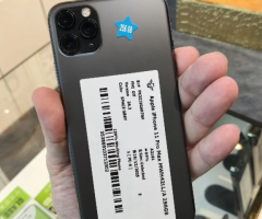 iPhone 11 Pro Max – 256GB – Very Good Condition