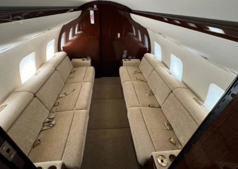2015 Bombardier Global 6000 – 13-Passenger, Low Hours, Fully Equipped - 3/9