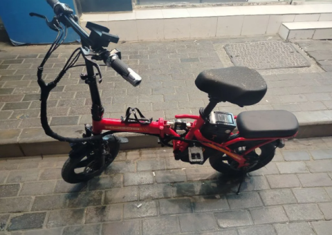 Electric Scooter with New Motor – Zero Condition