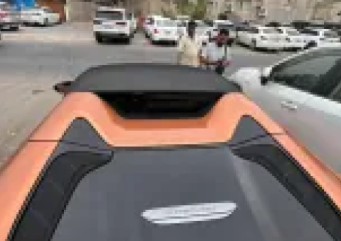 2018 BMW i8 Hybrid for Sale - 3/4