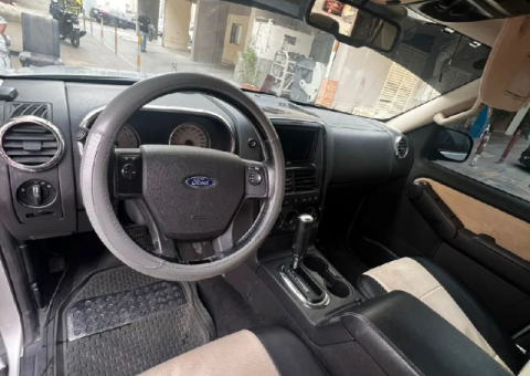 2010 Ford Explorer for Sale - Excellent Condition - 3/5