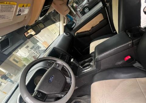 2010 Ford Explorer for Sale - Excellent Condition - 4/5