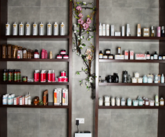 Fully Equipped & Licensed Beauty Salon for Sale – Muwailih Commercial,